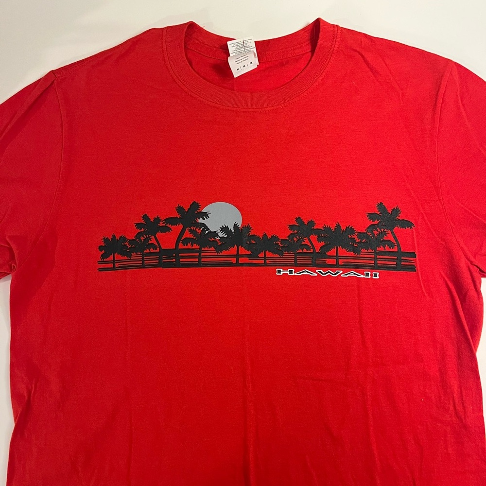 Gildan Red Hawaii Palm Tree T-Shirt